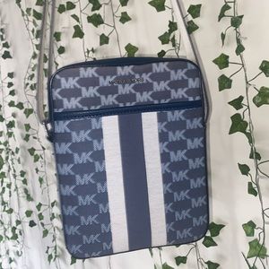 Michael Kors men’s/women crossbody